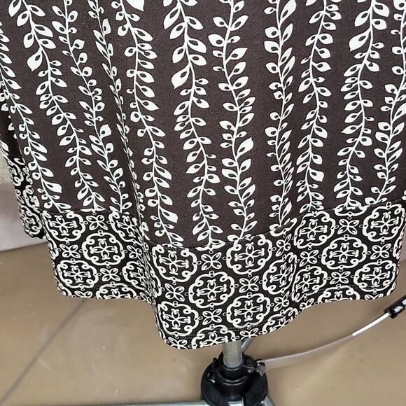 APT. 9 Brown and Cream Floral Midi Dress Size PXL - Picture 4 of 8